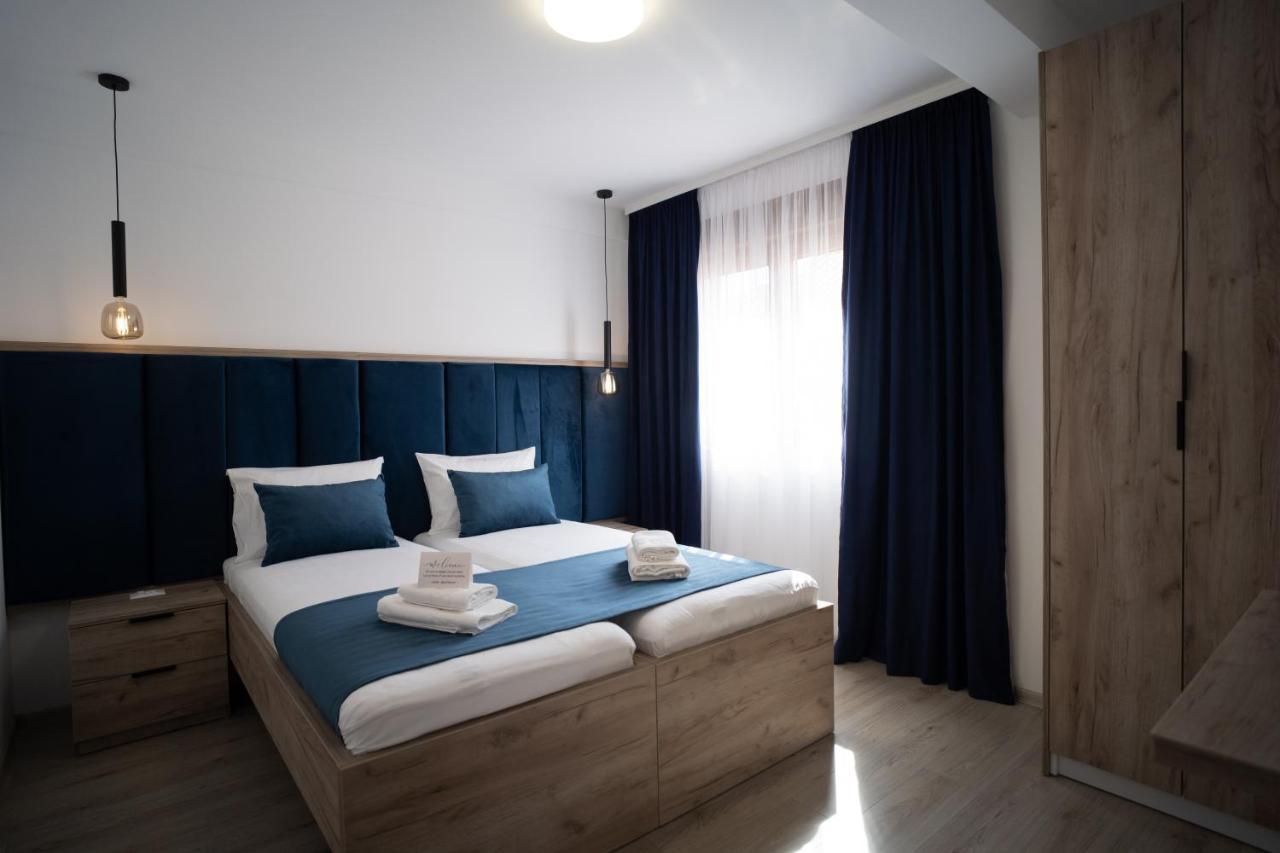Apartments And Rooms Smile Mostar Bagian luar foto